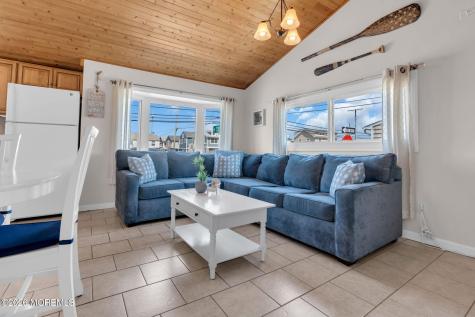 125 W Tide Way Lavallette NJ 08735