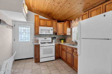 125 W Tide Way Lavallette NJ 08735