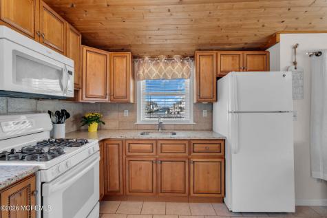 125 W Tide Way Lavallette NJ 08735
