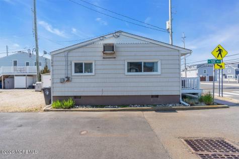 125 W Tide Way Lavallette NJ 08735