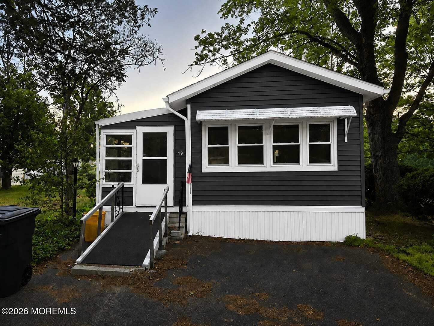19 Summit Drive Cream Ridge NJ 08514