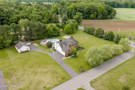 2 Dellaira Court Wrightstown NJ 08562