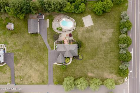 2 Dellaira Court Wrightstown NJ 08562