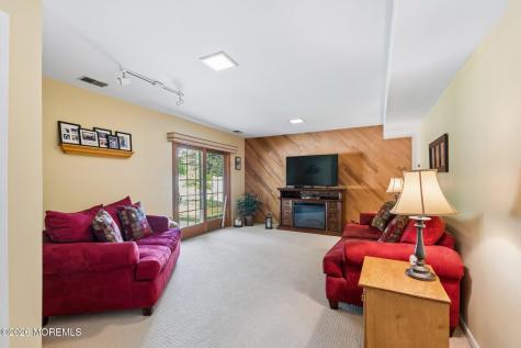 44 Cherry Lane Howell NJ 07731