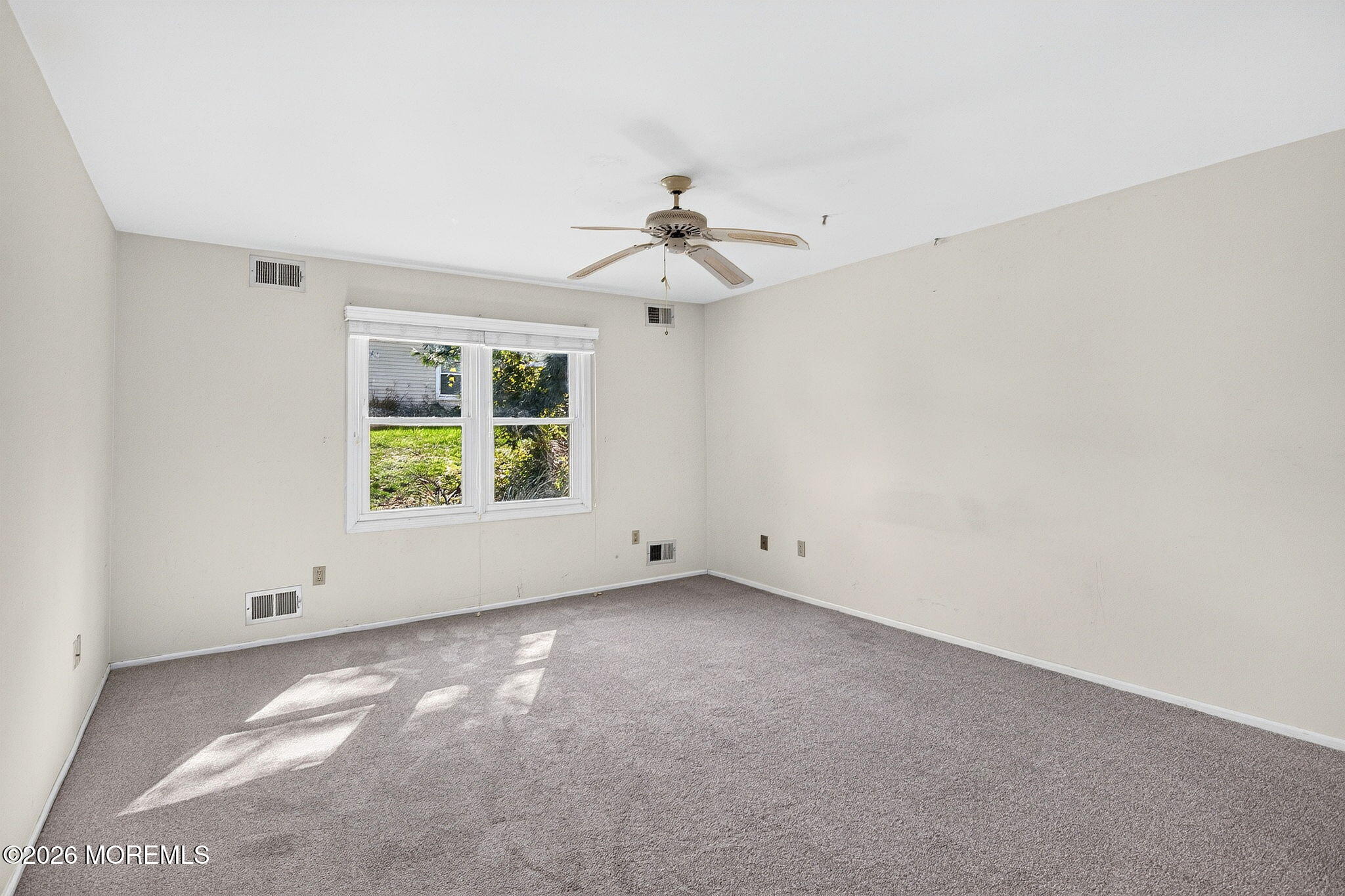 162 Gayle Court Lakewood NJ 08701