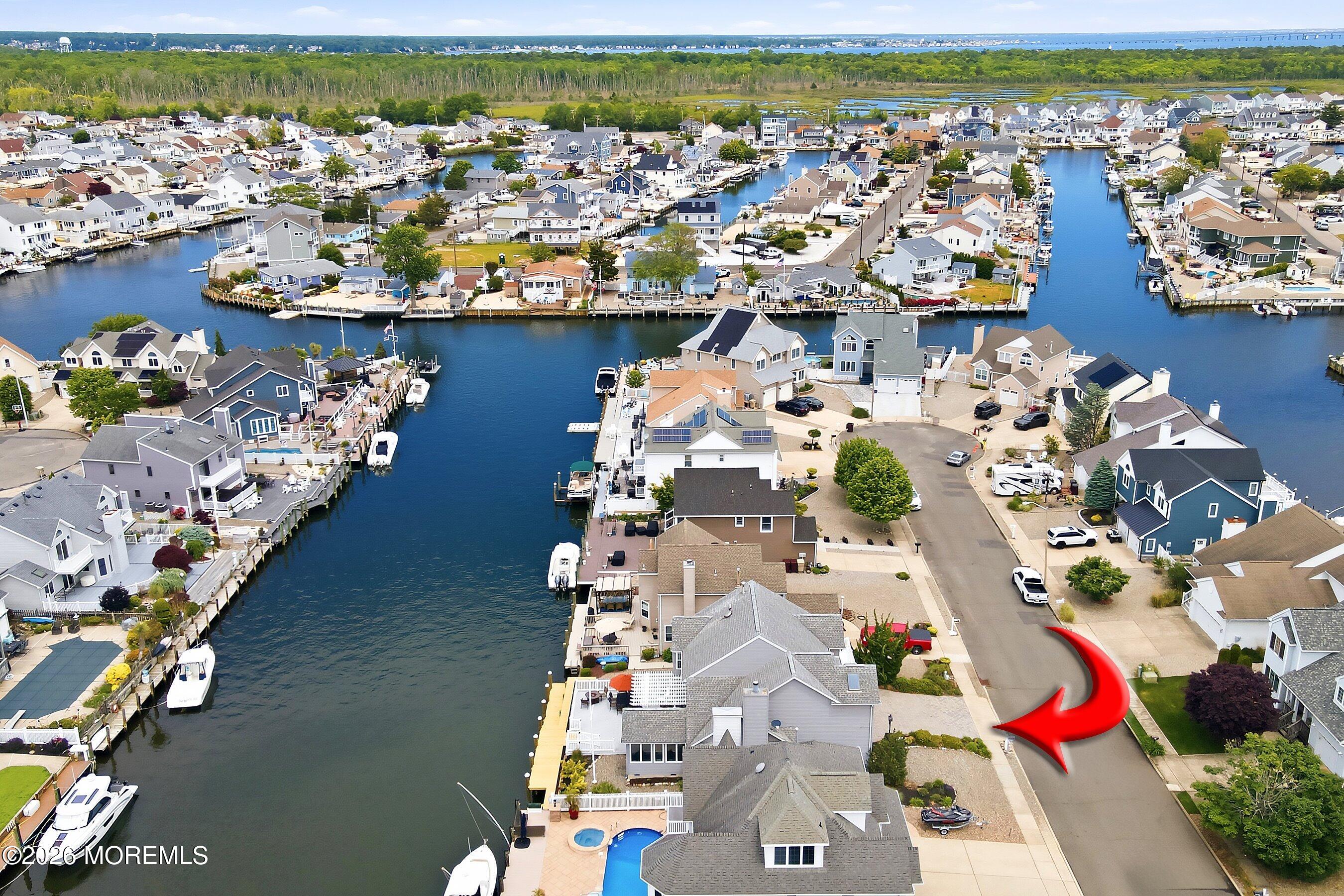14 Toppinglift Drive Bayville NJ 08721