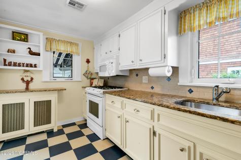 202 Lake Avenue Bay Head NJ 08742