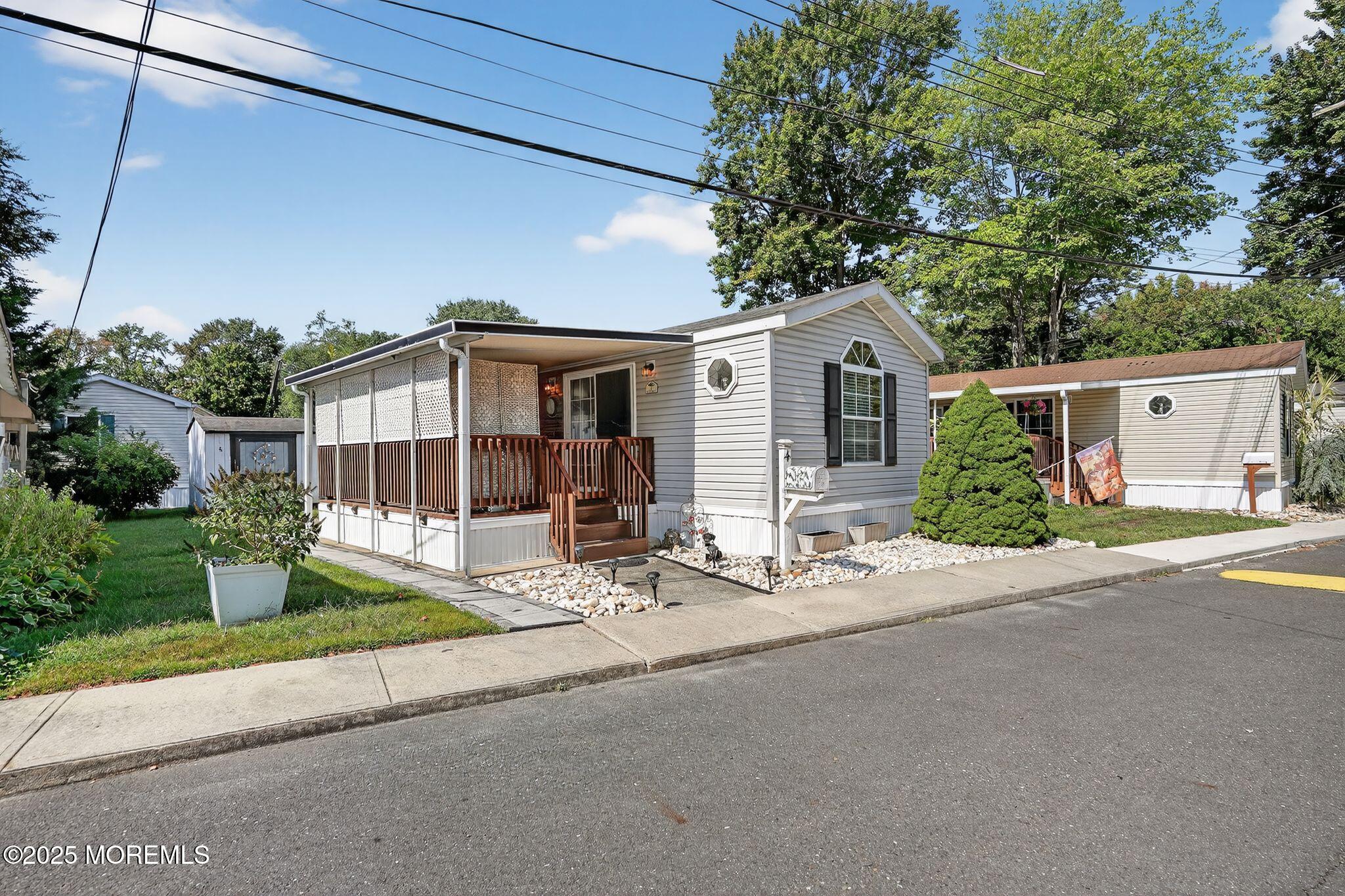 4 South Drive East Windsor NJ 08520
