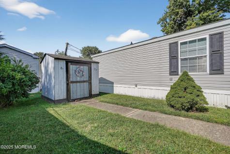 4 South Drive East Windsor NJ 08520