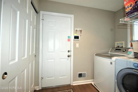 32 Cameron Court Freehold NJ 07728
