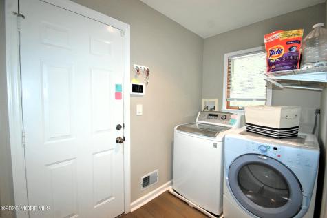 32 Cameron Court Freehold NJ 07728