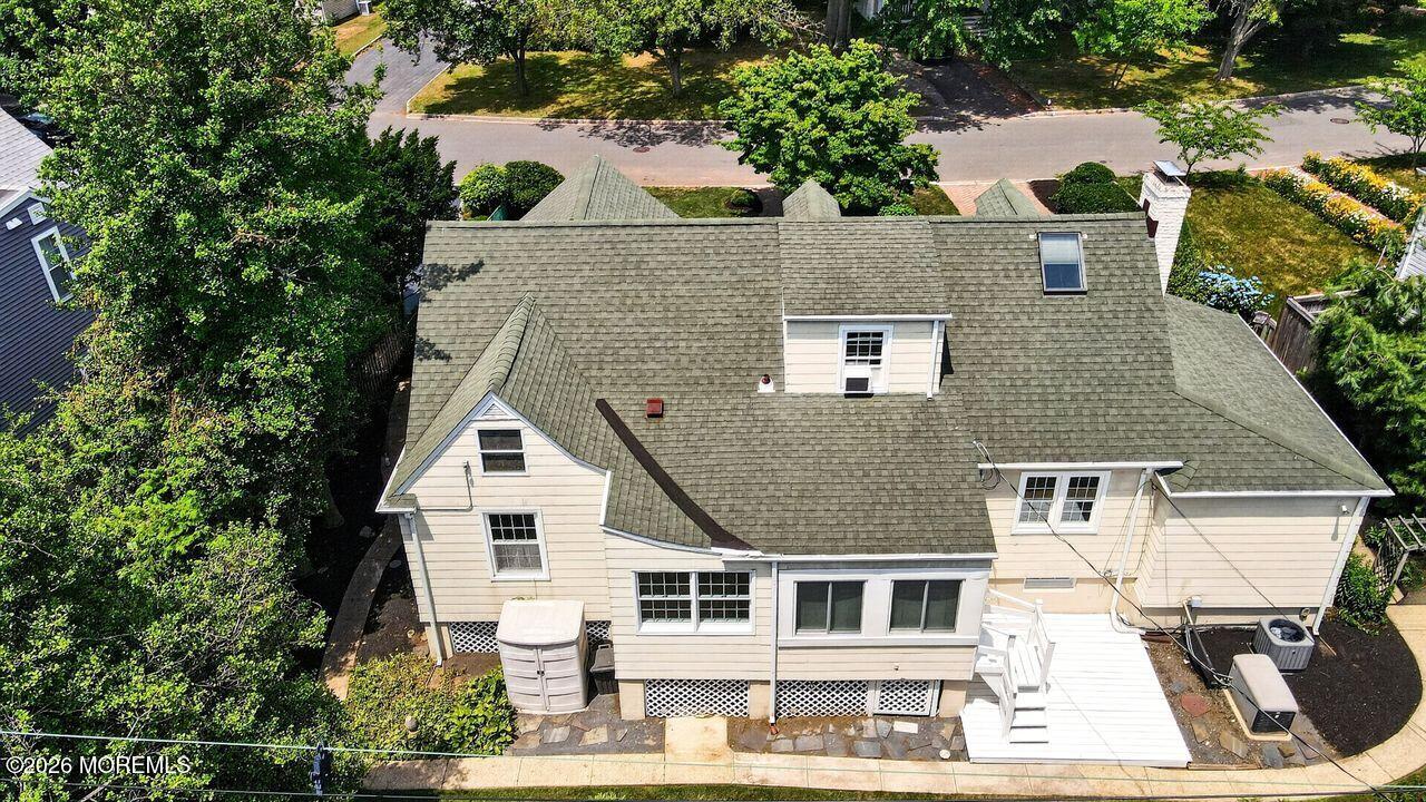 93 N Sunnycrest Drive Little Silver NJ 07739
