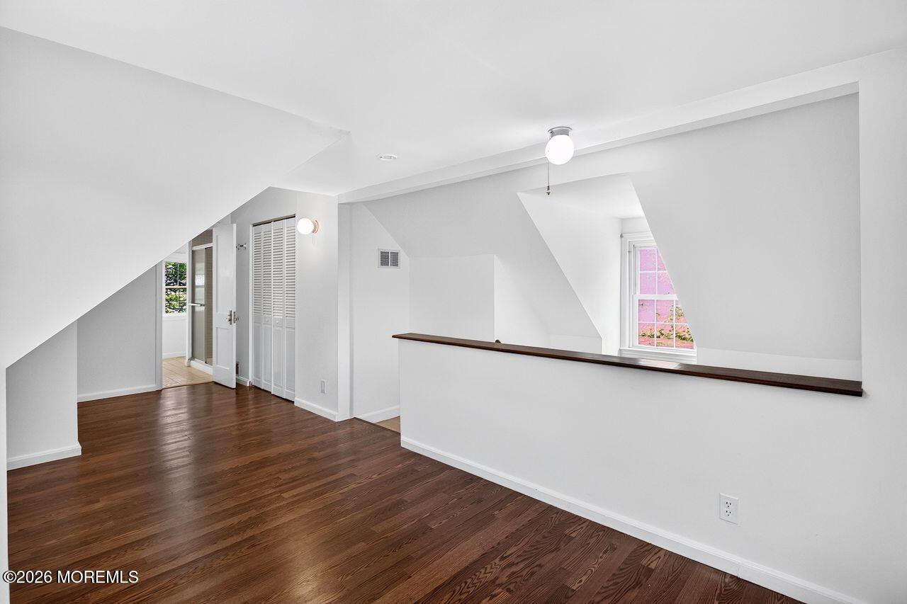 93 N Sunnycrest Drive Little Silver NJ 07739