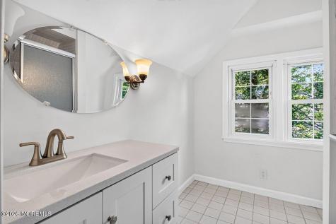 93 N Sunnycrest Drive Little Silver NJ 07739