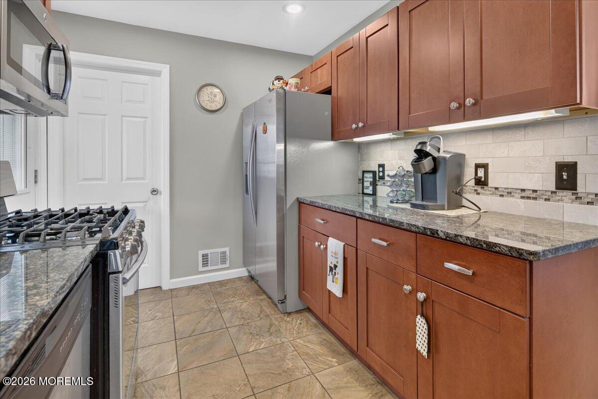 11 Brown Court Parlin NJ 08859