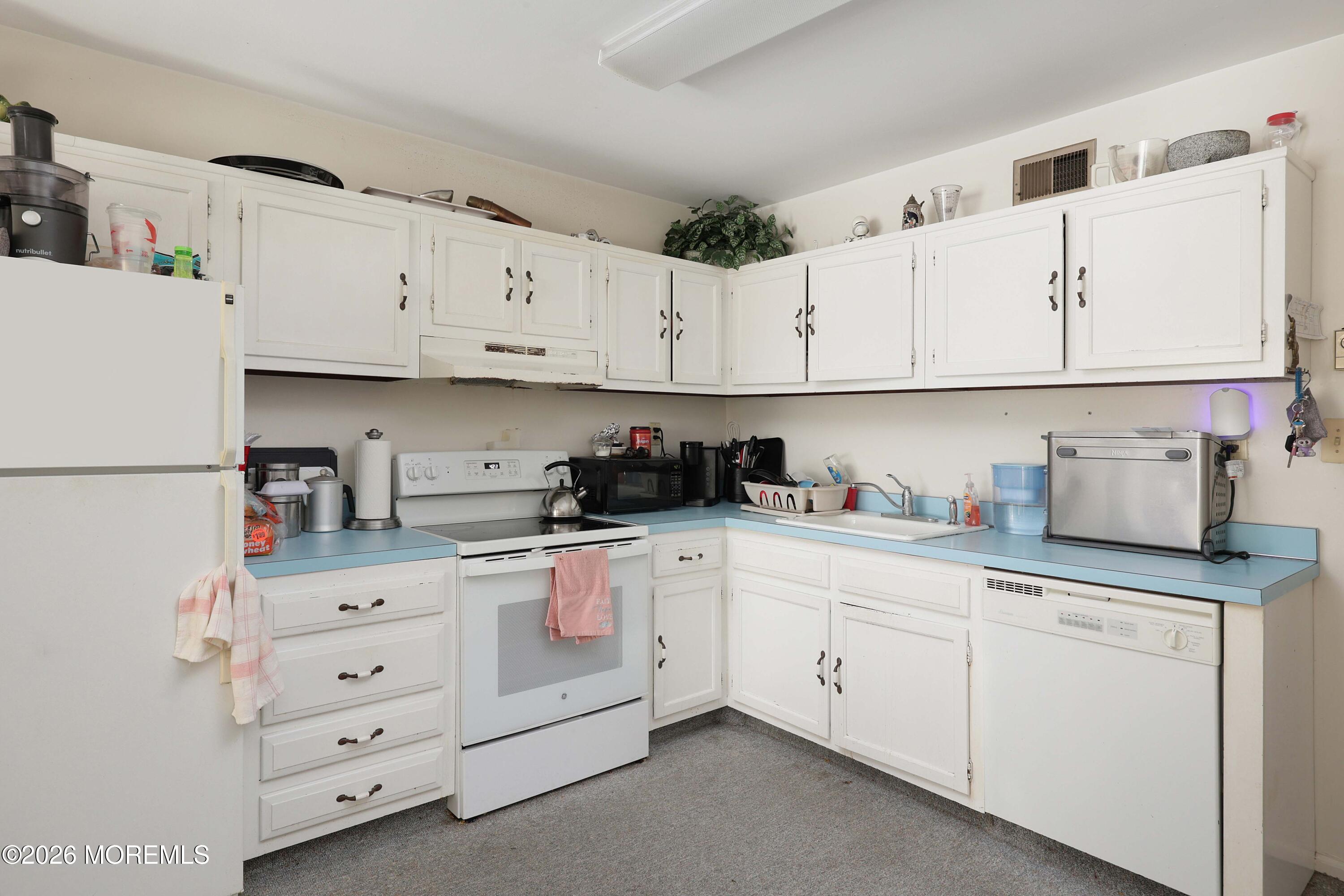 136 Rigi Strasse Freehold NJ 07728