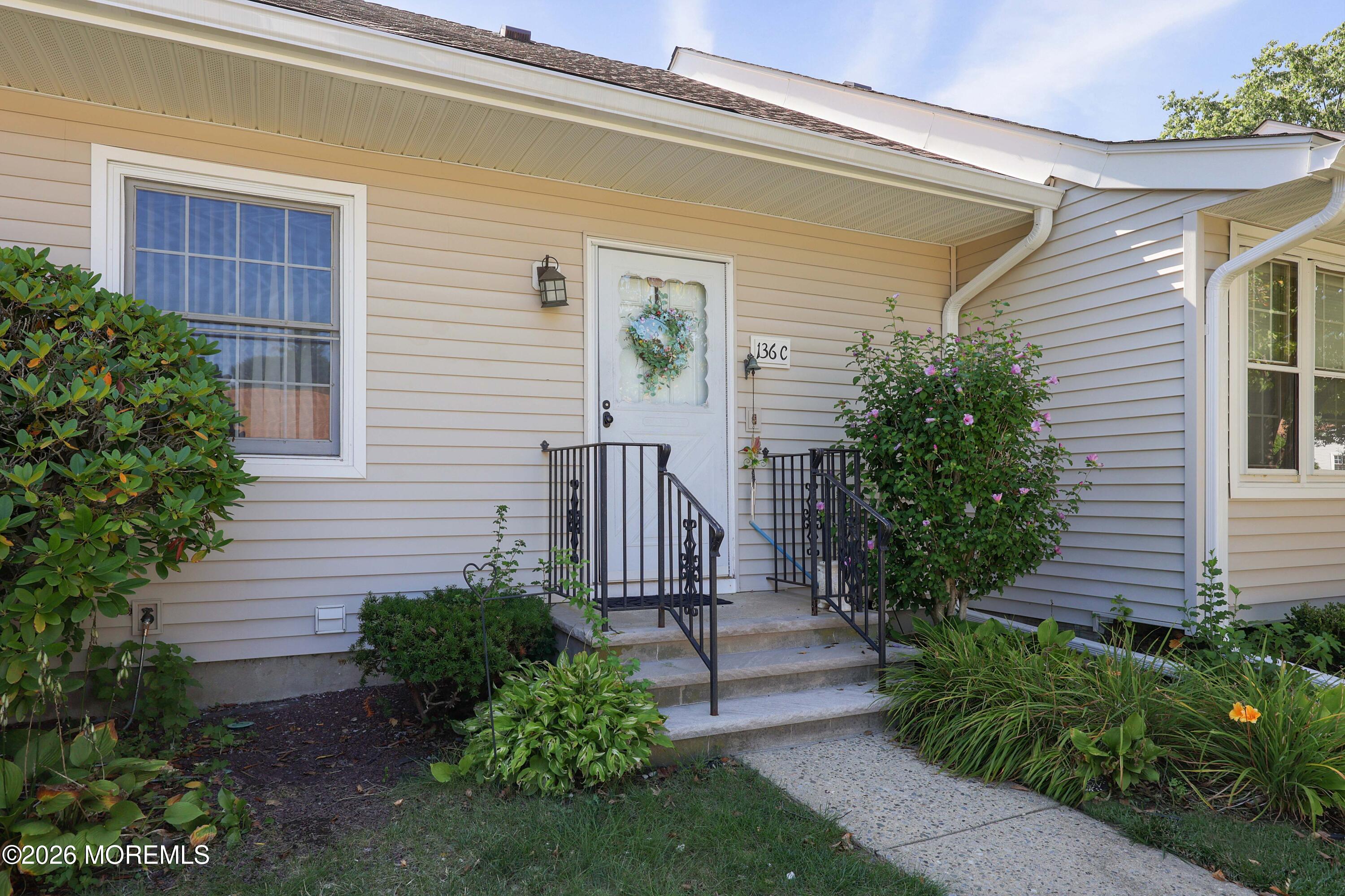136 Rigi Strasse Freehold NJ 07728