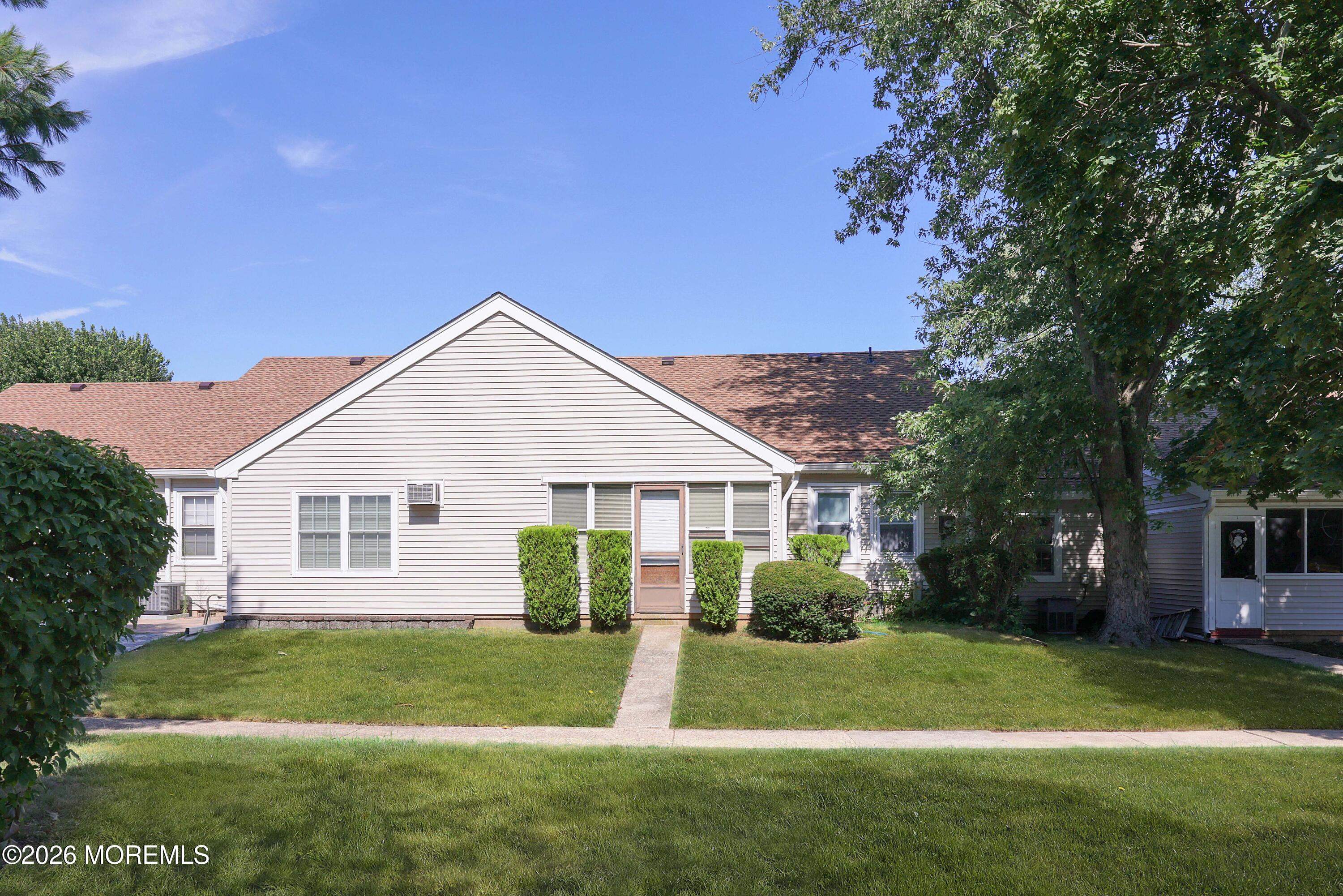 136 Rigi Strasse Freehold NJ 07728