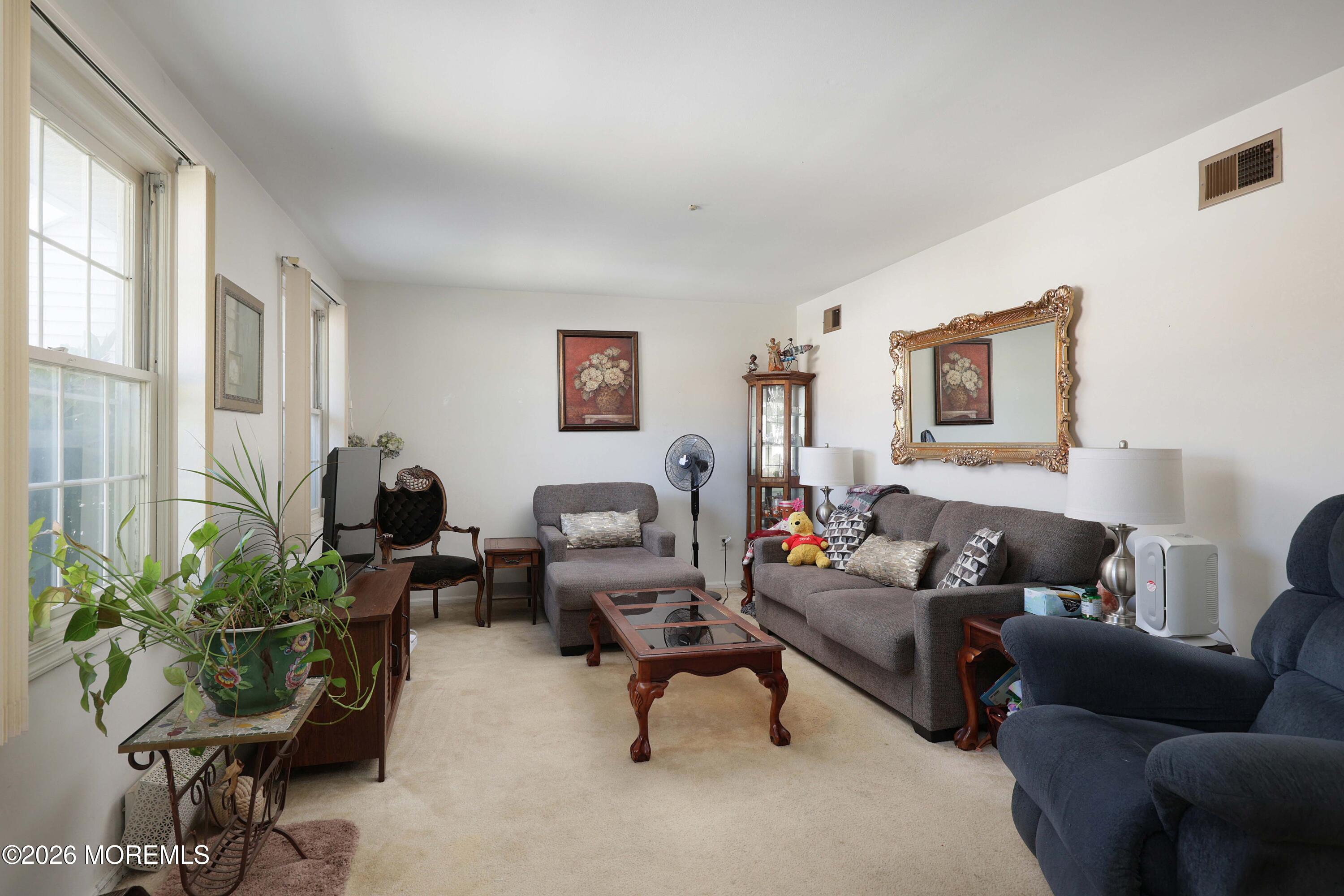 136 Rigi Strasse Freehold NJ 07728