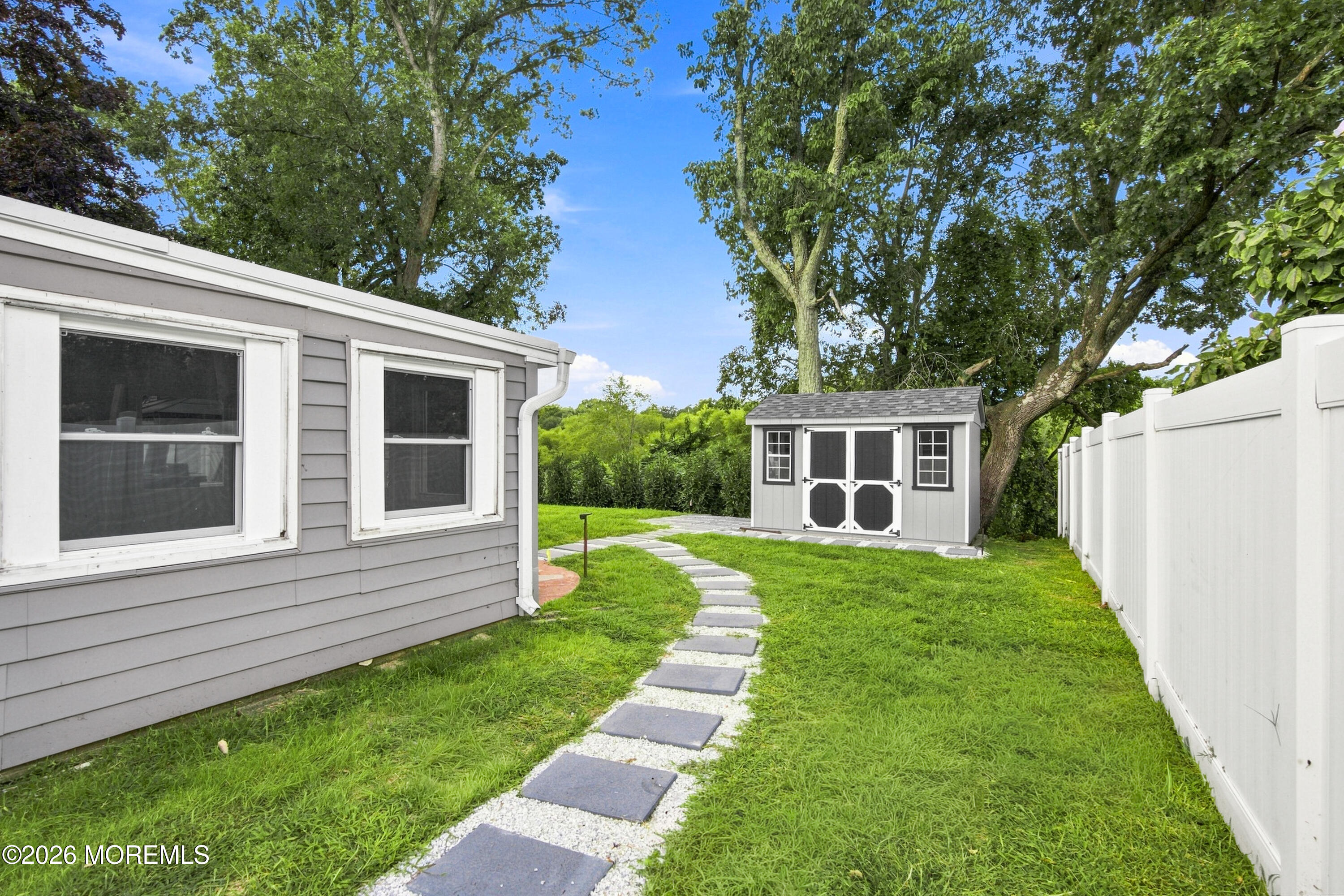 20 Stempler Court Holmdel NJ 07733