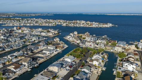 343 Cheryl Drive Toms River NJ 08753