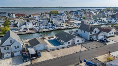343 Cheryl Drive Toms River NJ 08753