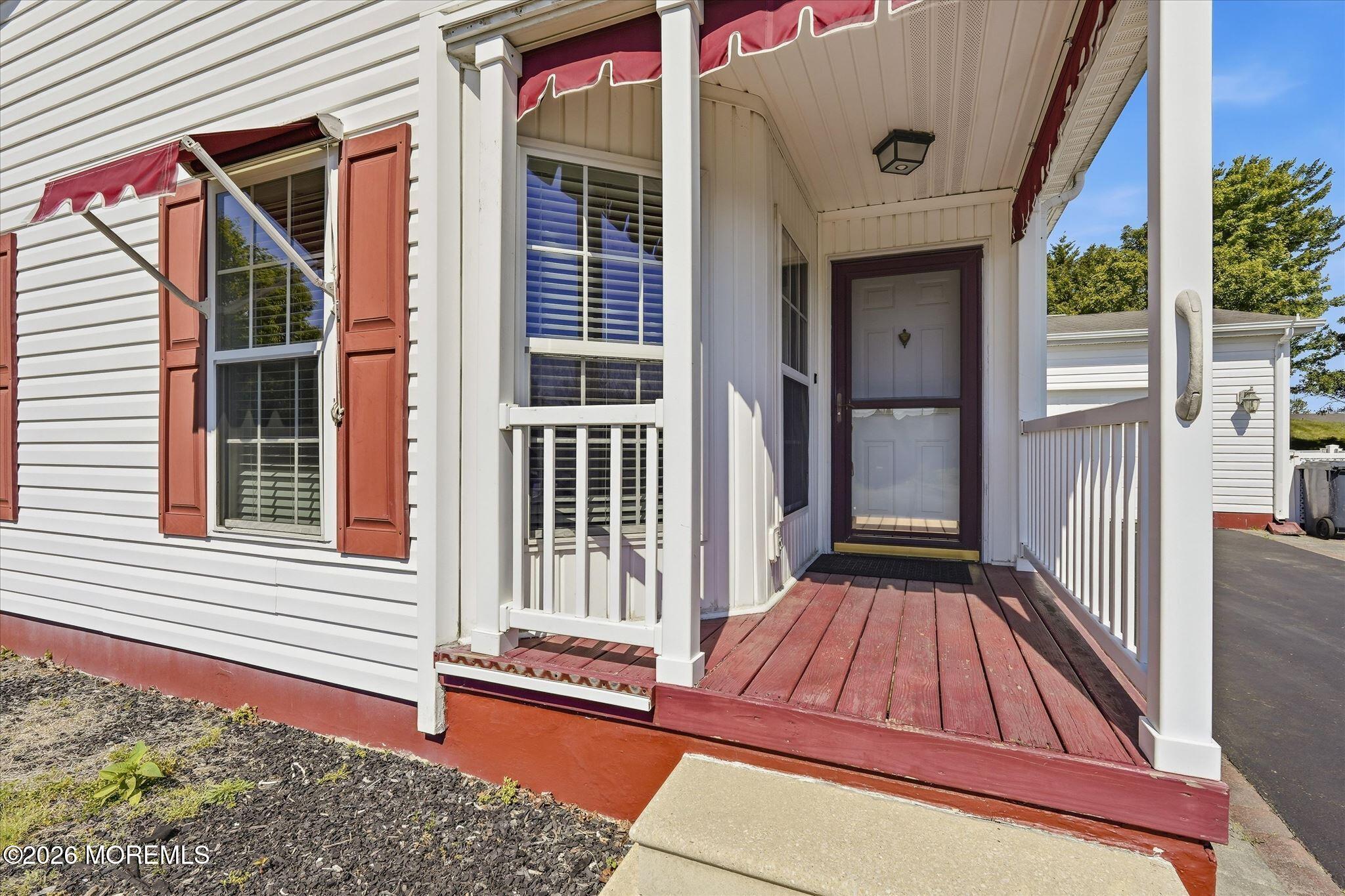 6 Cherry Hill Court Manahawkin NJ 08050