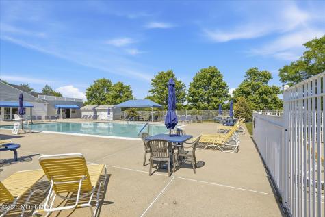 6 Cherry Hill Court Manahawkin NJ 08050