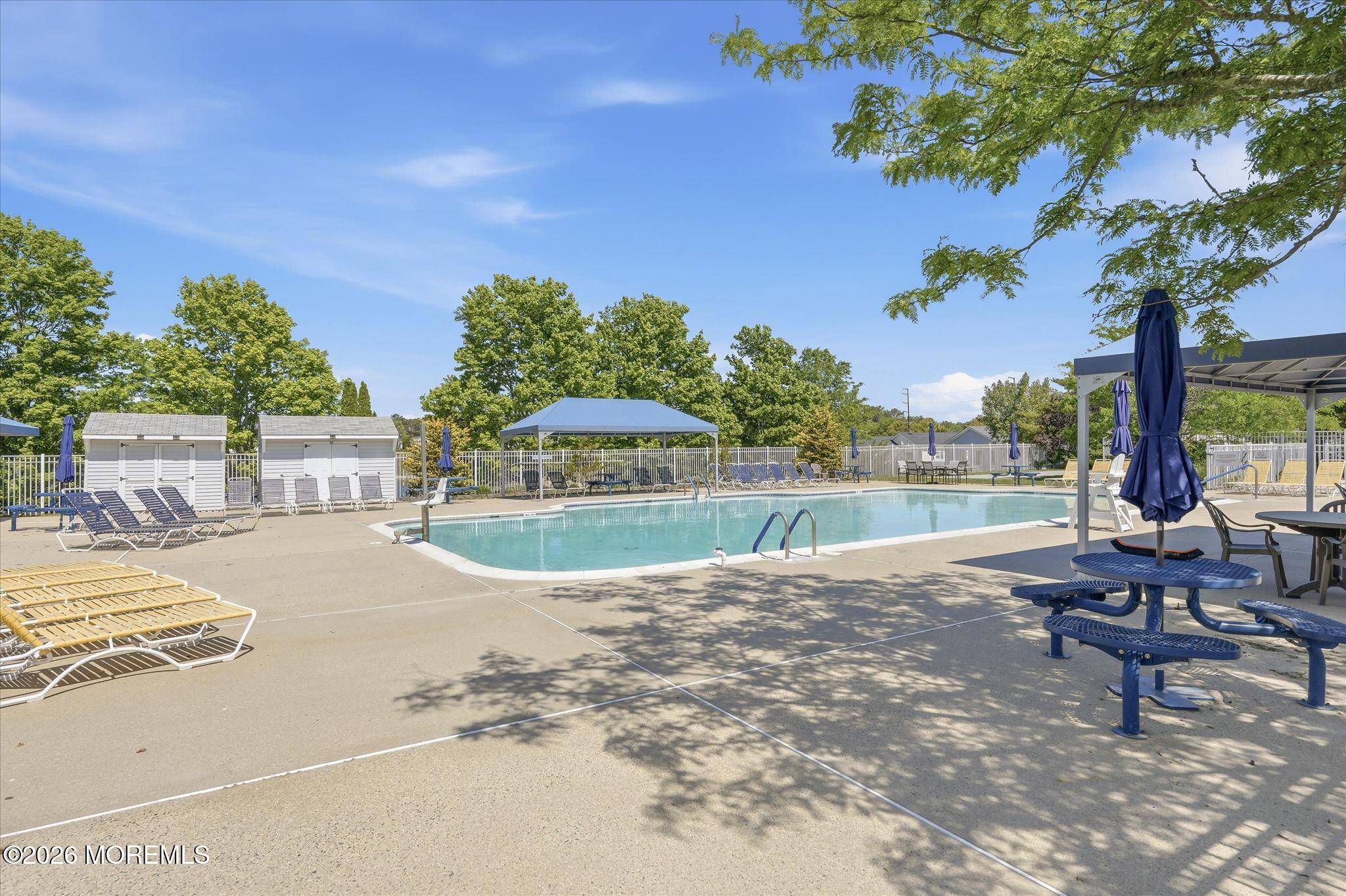 6 Cherry Hill Court Manahawkin NJ 08050