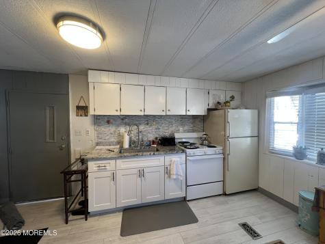 177 Mockingbird Way Whiting NJ 08759