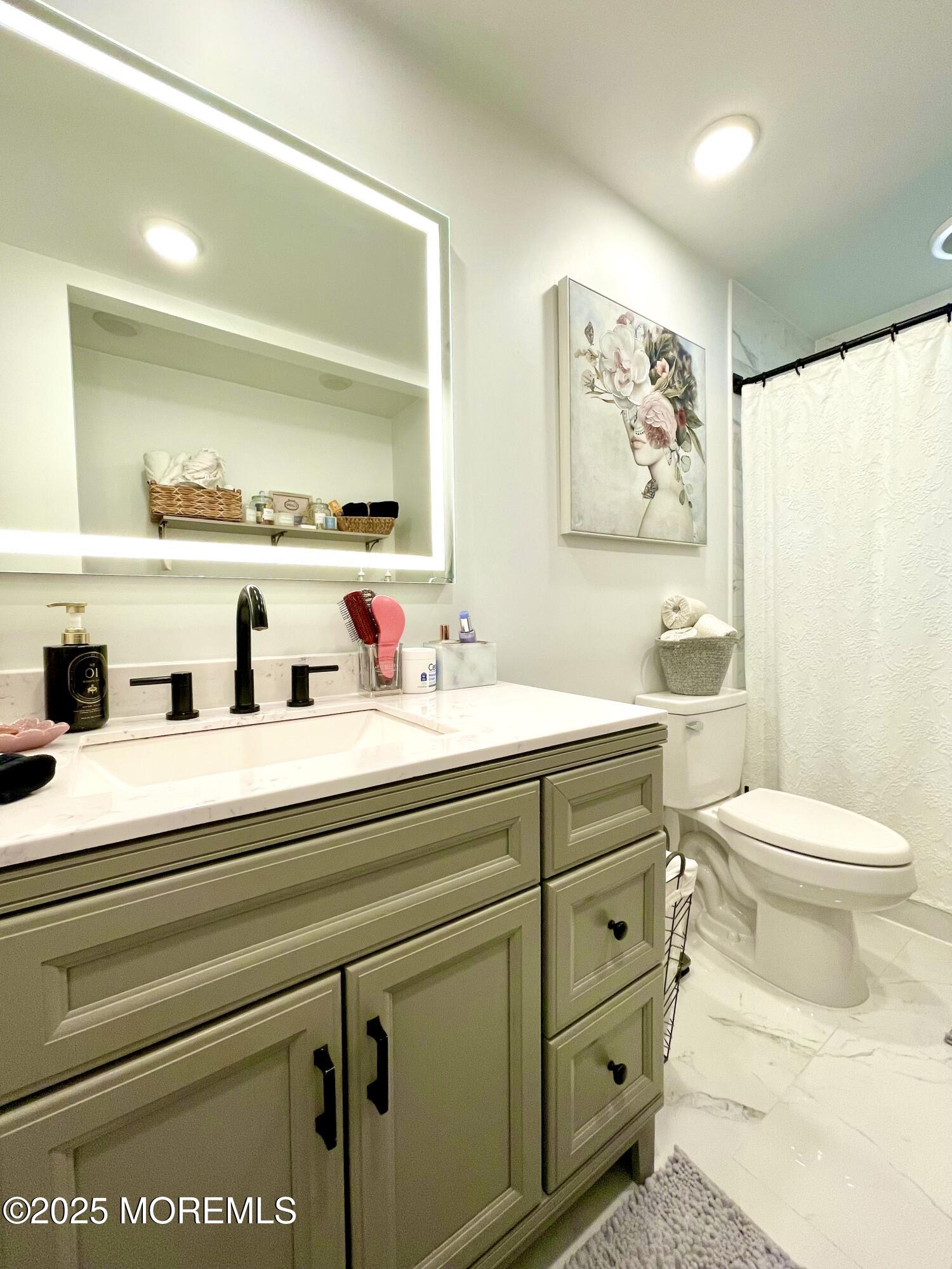 5 Blackfoot Court Toms River NJ 08753