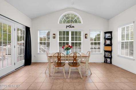 17 Carriage Way Barnegat NJ 08005