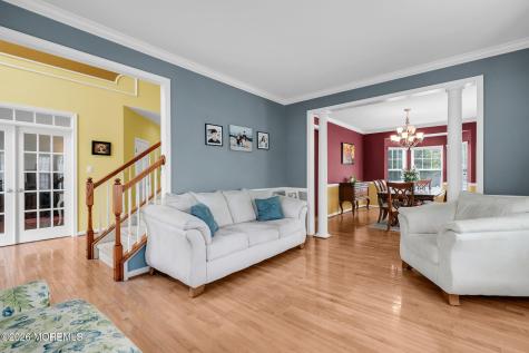 17 Carriage Way Barnegat NJ 08005