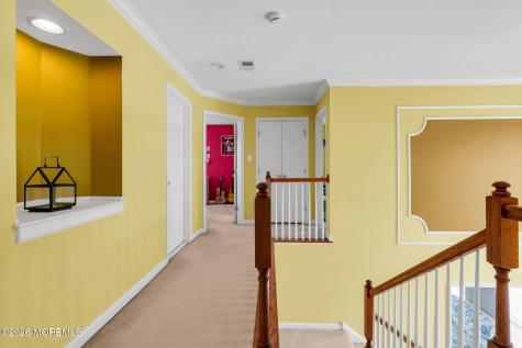 17 Carriage Way Barnegat NJ 08005