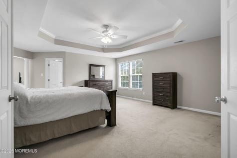 17 Carriage Way Barnegat NJ 08005