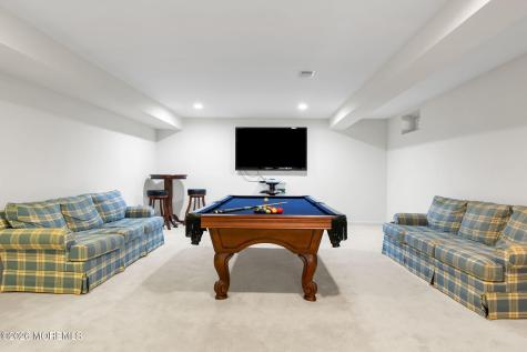 17 Carriage Way Barnegat NJ 08005