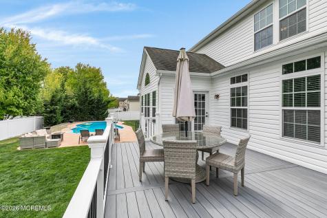 17 Carriage Way Barnegat NJ 08005