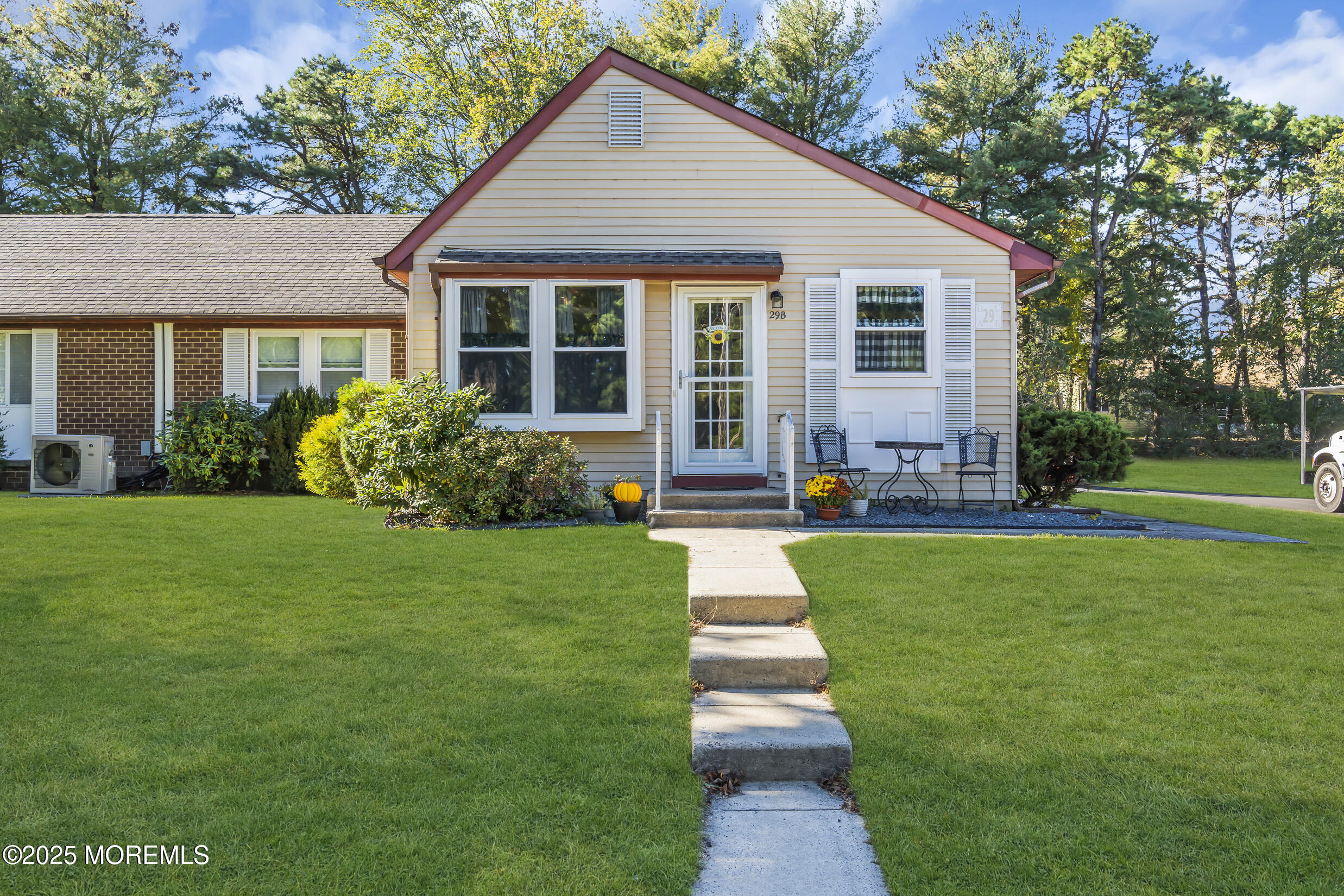 29B Easton Drive Whiting NJ 08759