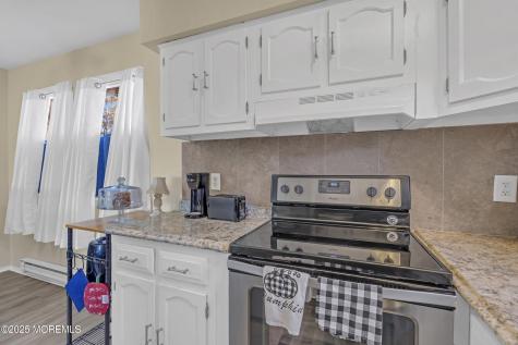 29B Easton Drive Whiting NJ 08759