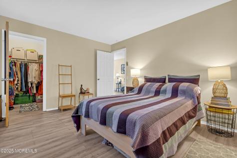 29B Easton Drive Whiting NJ 08759