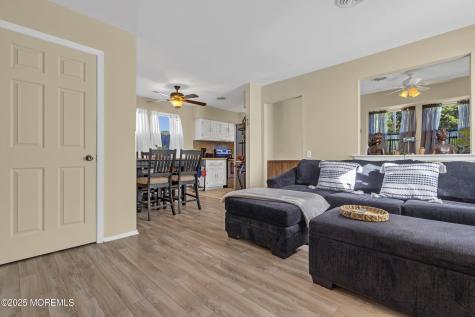 29B Easton Drive Whiting NJ 08759
