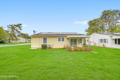83 Falmouth Avenue Manchester NJ 08759