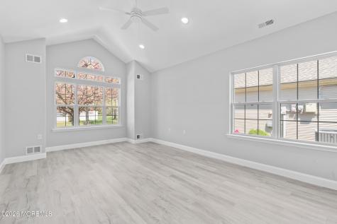 3 Baldwin Drive Manchester NJ 08759