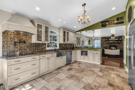 41 South Avenue Atlantic Highlands NJ 07716