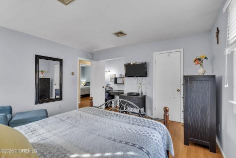 301 Clearstream Road Jackson NJ 08527