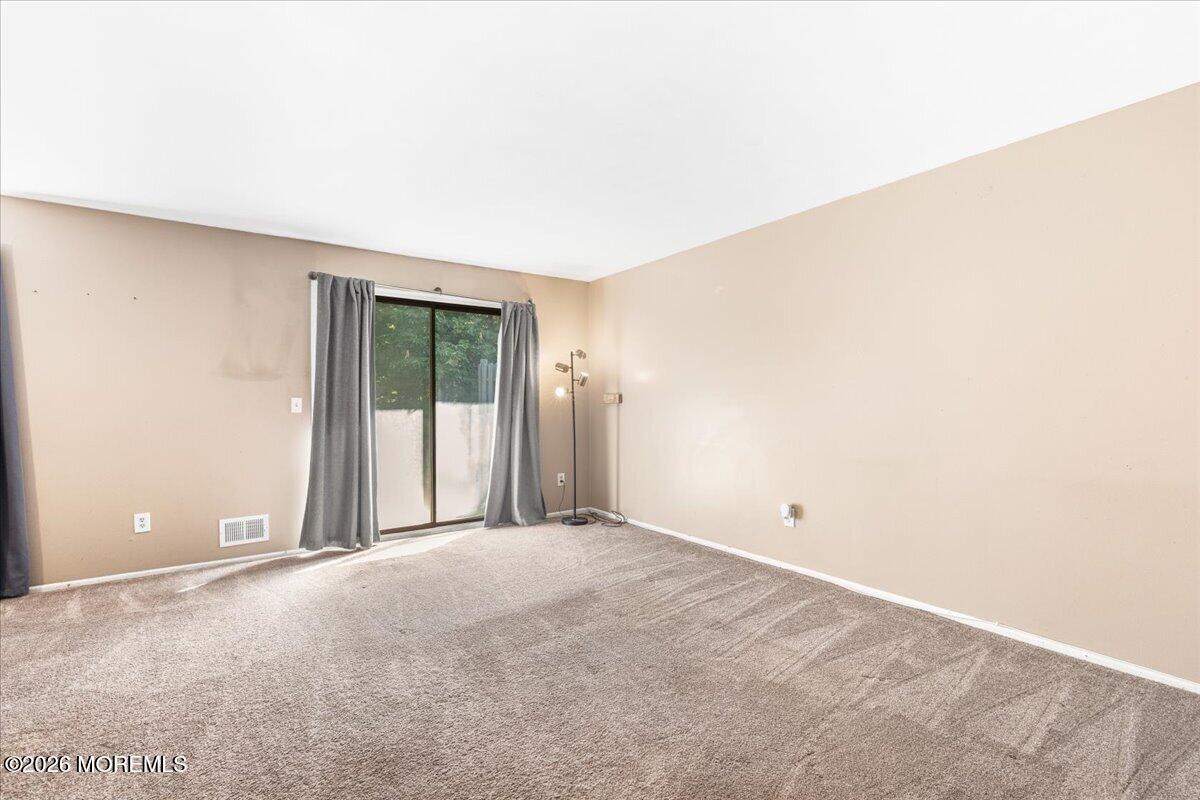 10 Seagull Lane Howell NJ 07731