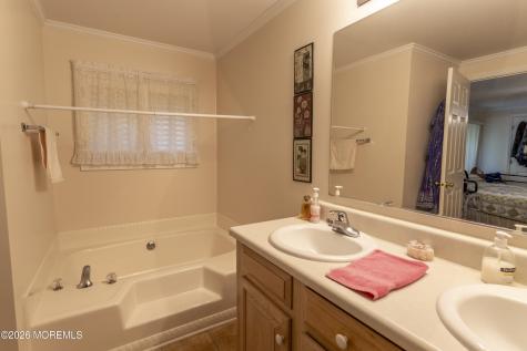 1214 Winding Brook Way Whiting NJ 08759