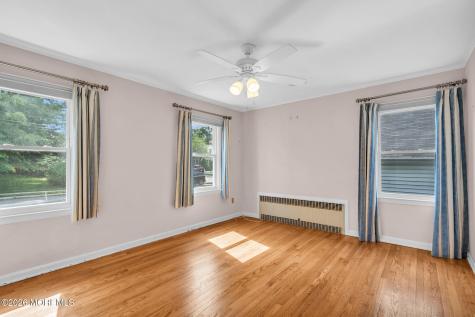 10 Lakeside Avenue Rumson NJ 07760
