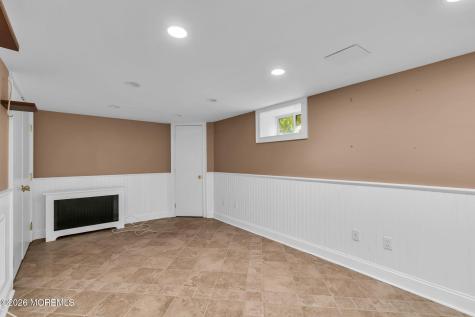 10 Lakeside Avenue Rumson NJ 07760