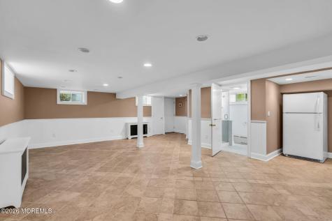 10 Lakeside Avenue Rumson NJ 07760
